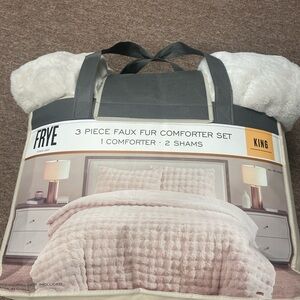 Frye King Faux Fur Comforter Set - White and Gray